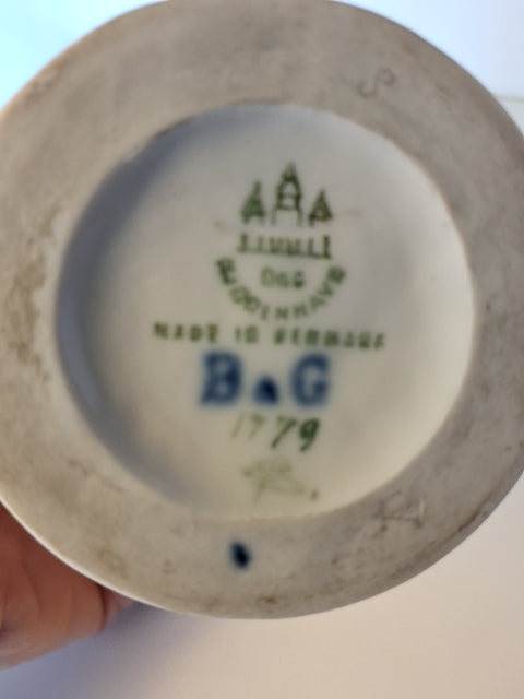 Bing & Grøndahl - Pige med kat